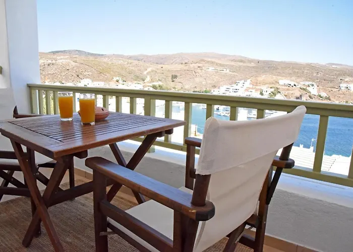 Nefeli Suites Kythnos Loutra  photo