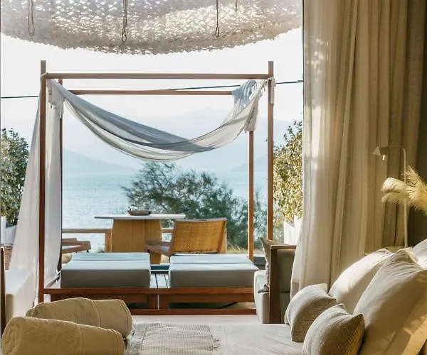 Avgoustos Suites Naxos Agia Anna  photo