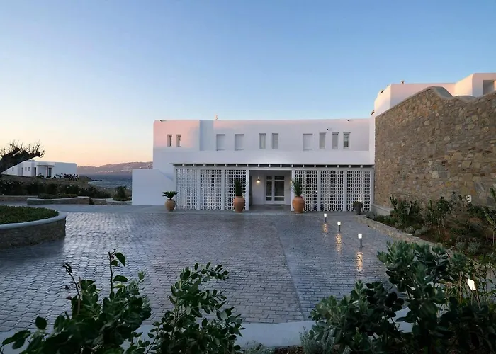 White Serenity Villa Glastros  photo