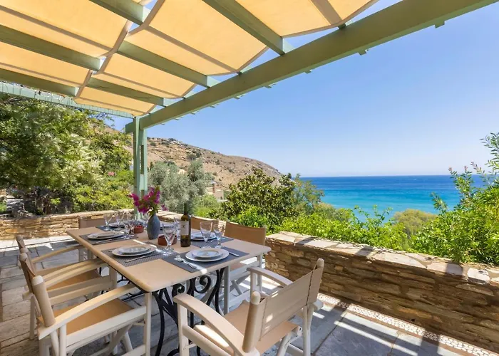 Sun-Rock House By The Sea Villa Stenies photo