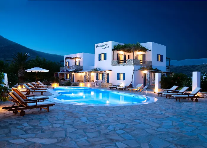 Brother'S Hotel Chora  photo