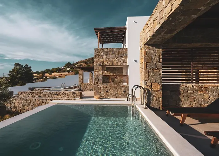 Kouros Blanc Resort & Suites Pounda photo