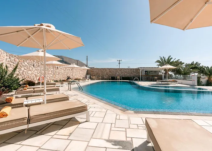 Margarenia Aparthotel Perissa  photo