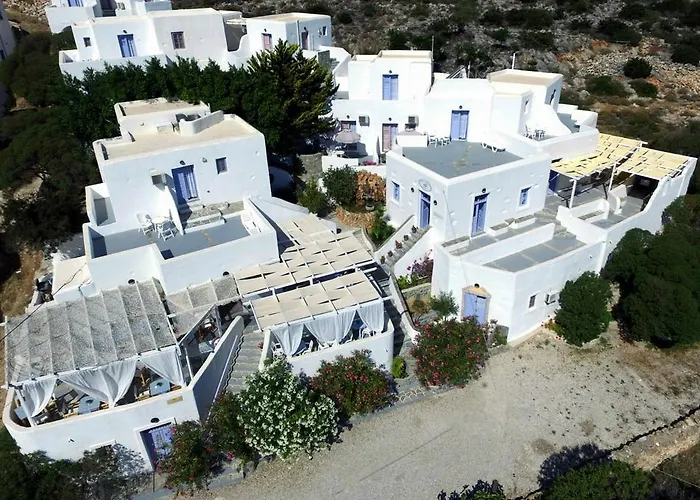 Porto Sikinos Hotel Alopronia photo