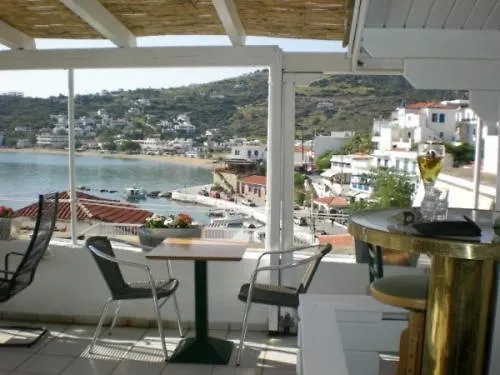 Adonis Guesthouse Batsi  photo