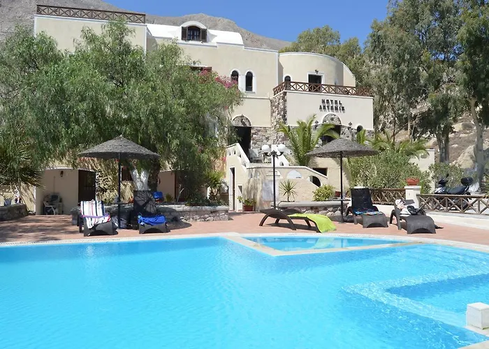 Theartemis Perissa Hotel photo